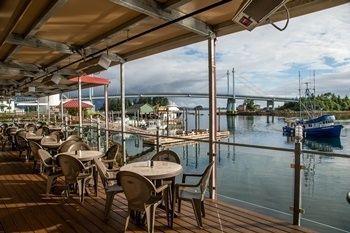 Totem Square Hotel And Marina Sitka 外观 照片